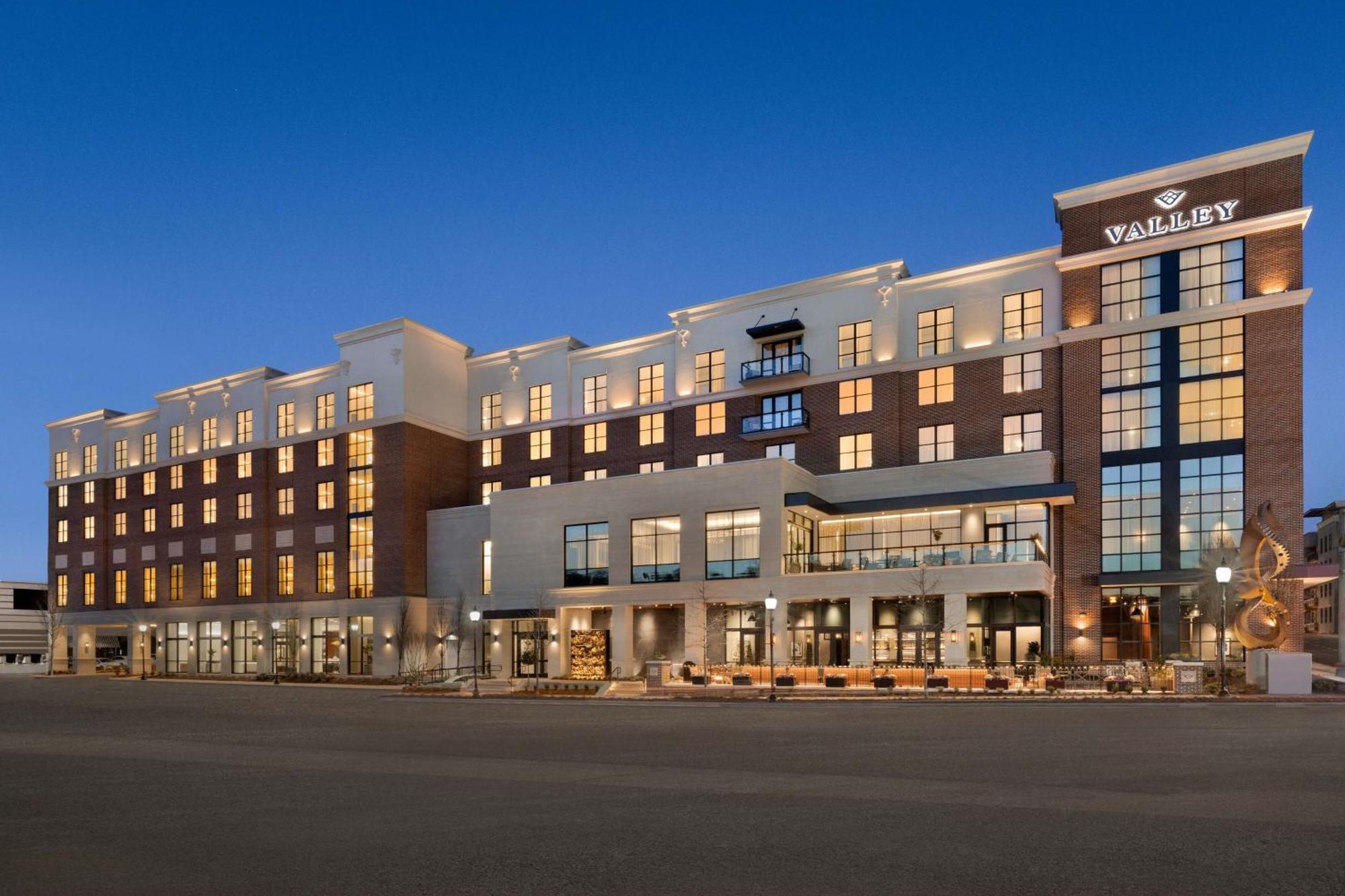 Valley Hotel Homewood Birmingham - Curio Collection By Hilton Екстериор снимка